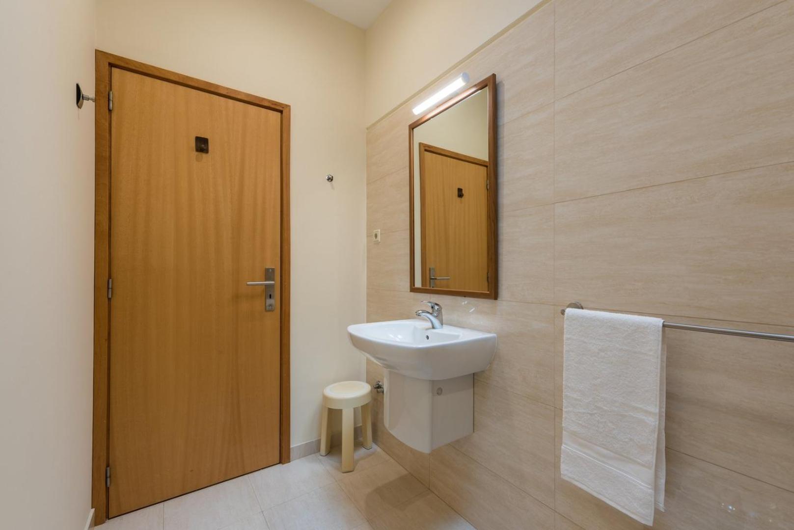 Guestready - Warm Cocoa Retreat In Cedofeita Apartment Porto Luaran gambar